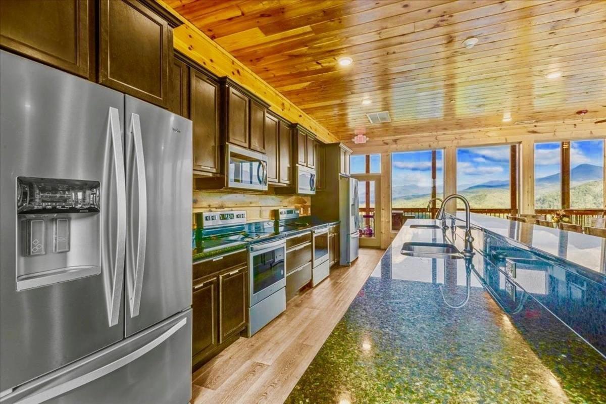 Mansion In The Sky Cabin 蓋特林堡 外观 照片