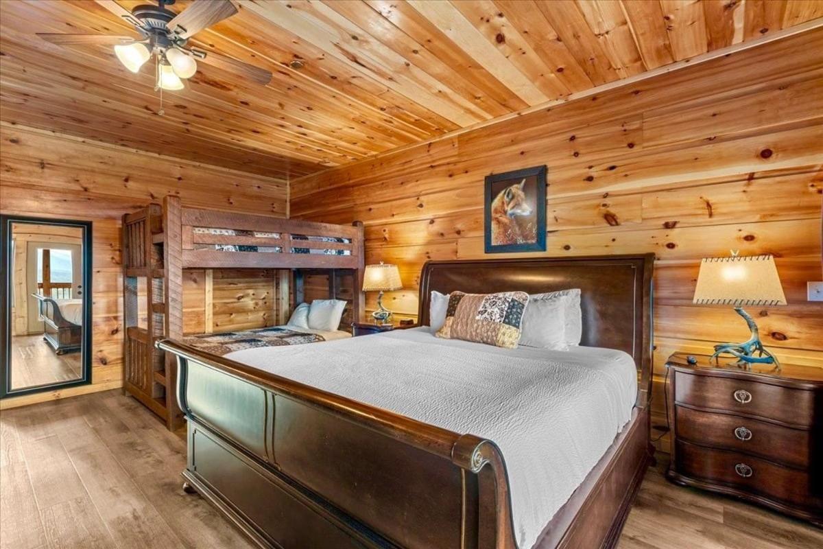 Mansion In The Sky Cabin 蓋特林堡 外观 照片